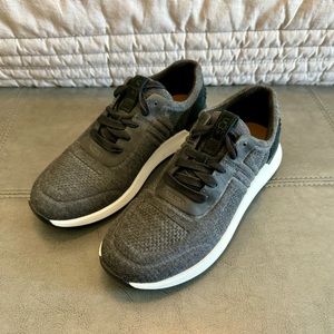 Ugg Adaleen Jersey Sneakers in Black/Charcoal